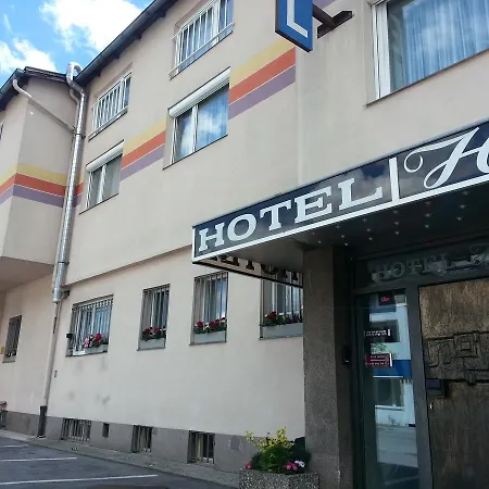 Hotel Helga-3